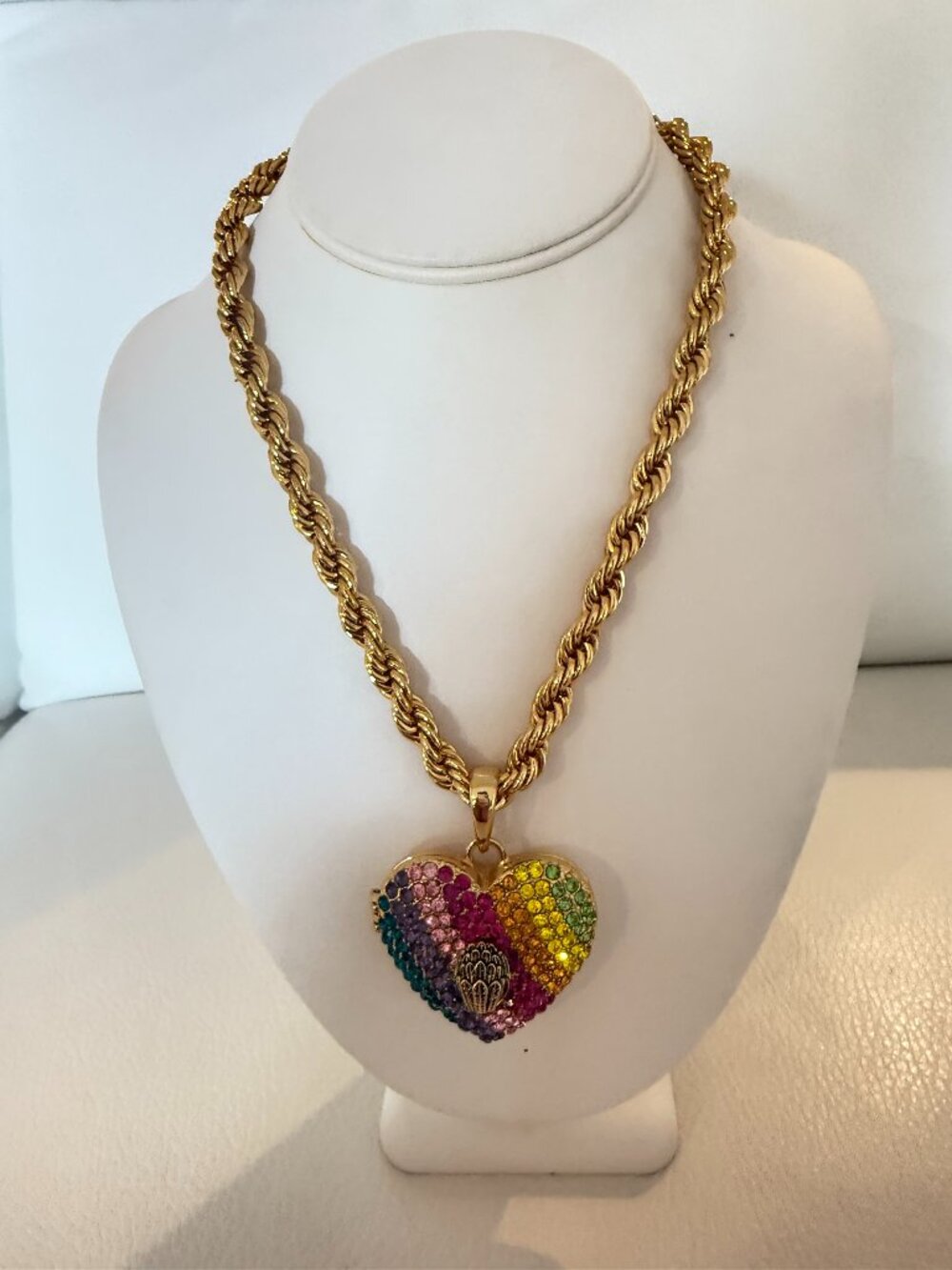 NWT KURT GEIGER LONDON XL CRYSTAL HEART LOCKET NECKLACE W BAG $198 MULTICOLOR